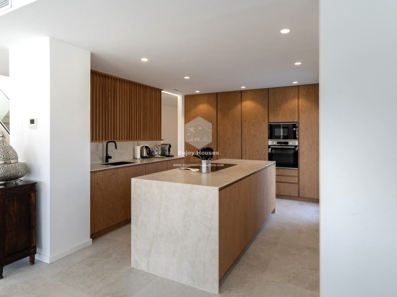 4 sovrum Villa till salu i Denia med pool garage - 1 350 000 € (Ref: 9518078)