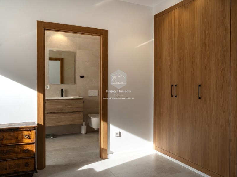 4 sovrum Villa till salu i Denia med pool garage - 1 350 000 € (Ref: 9518078)