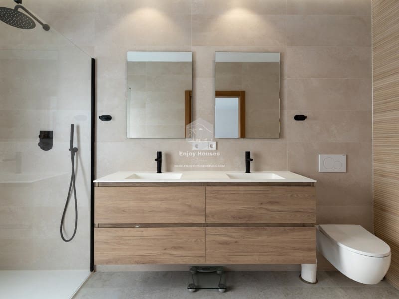 4 sovrum Villa till salu i Denia med pool garage - 1 350 000 € (Ref: 9518078)