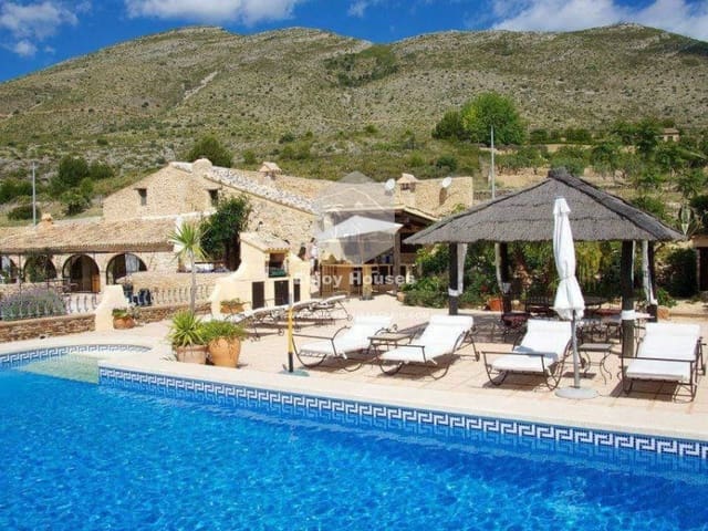 8 sypialnia Finka/Dom wiejski na sprzedaż w Benissa - 1 395 000 € (Ref: 9518079)