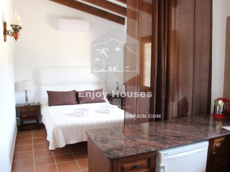 16 soverom Hotell til salgs i Lliber - € 4 000 000 (Ref: 9518080)