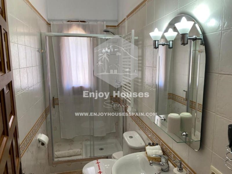 16 soverom Hotell til salgs i Lliber - € 4 000 000 (Ref: 9518080)