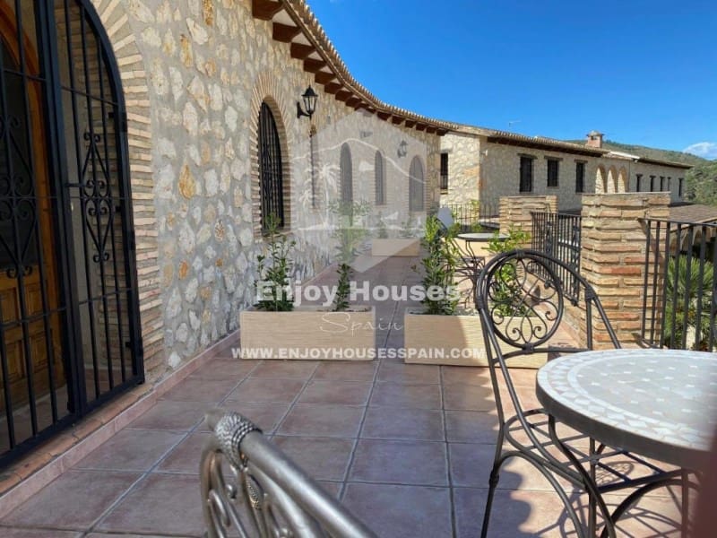 16 soverom Hotell til salgs i Lliber - € 4 000 000 (Ref: 9518080)