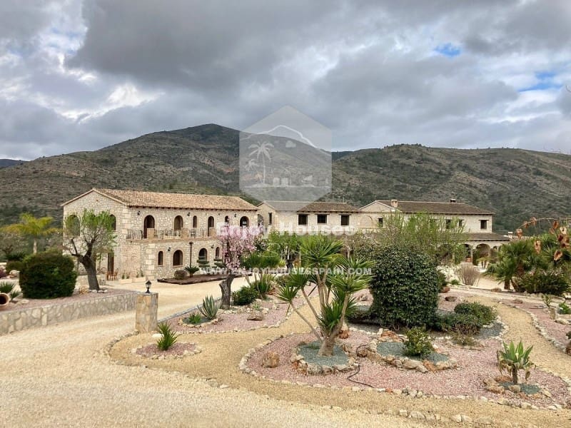 16 soverom Hotell til salgs i Lliber - € 4 000 000 (Ref: 9518080)