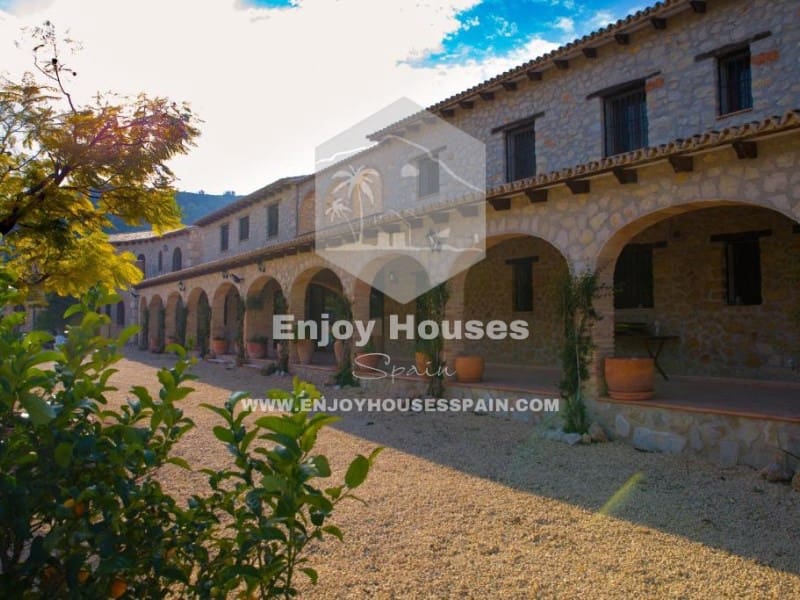 16 soverom Hotell til salgs i Lliber - € 4 000 000 (Ref: 9518080)