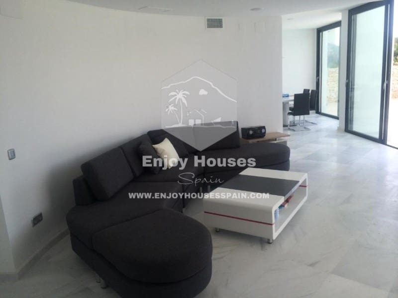 Villa for sale in Javea / Xabia - € 2,750,000 (Ref: 9535342)