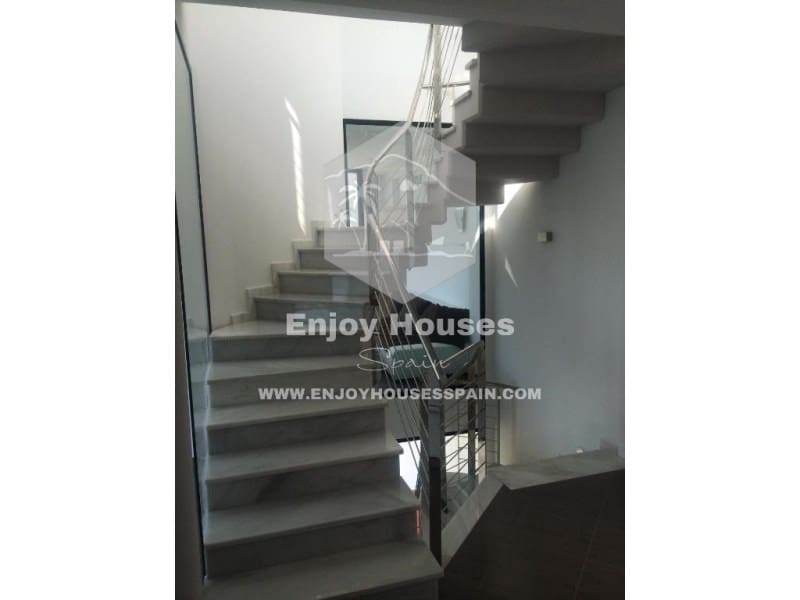 Villa for sale in Javea / Xabia - € 2,750,000 (Ref: 9535342)