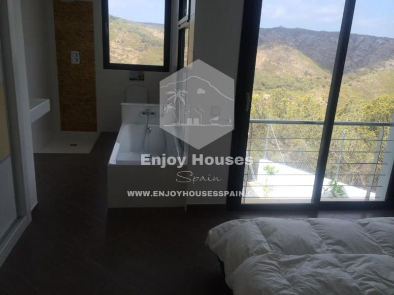 Villa for sale in Javea / Xabia - € 2,750,000 (Ref: 9535342)