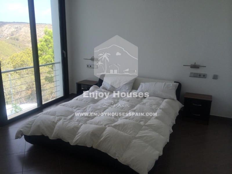 Villa for sale in Javea / Xabia - € 2,750,000 (Ref: 9535342)