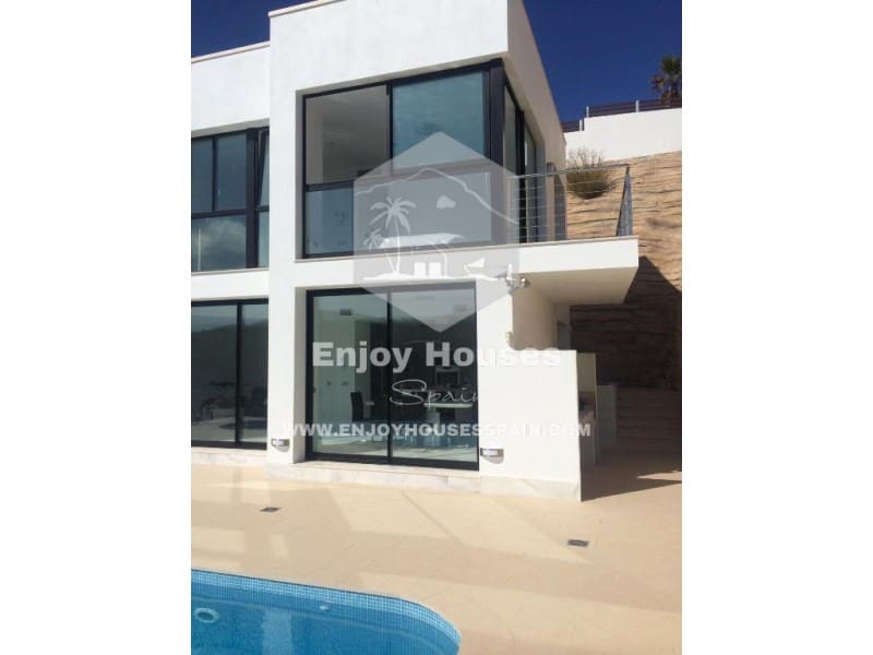 Villa for sale in Javea / Xabia - € 2,750,000 (Ref: 9535342)