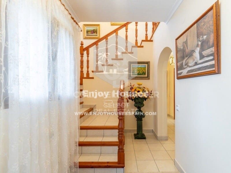 3 slaapkamer Villa te koop in Javea / Xabia met zwembad - € 800.000 (Ref: 9535343)