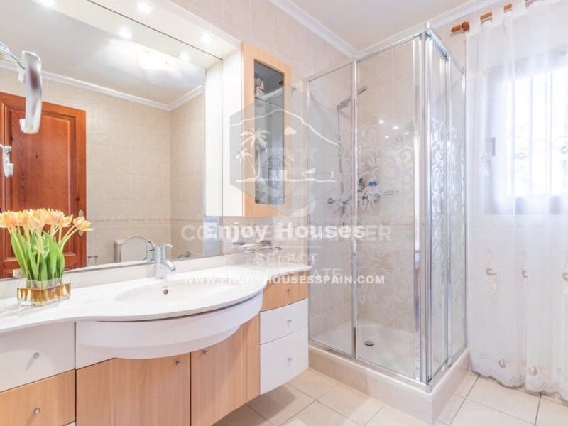 3 slaapkamer Villa te koop in Javea / Xabia met zwembad - € 800.000 (Ref: 9535343)