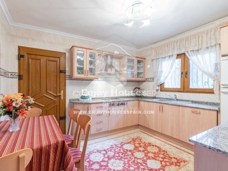 3 slaapkamer Villa te koop in Javea / Xabia met zwembad - € 800.000 (Ref: 9535343)