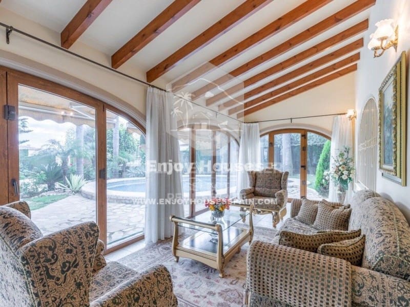 3 slaapkamer Villa te koop in Javea / Xabia met zwembad - € 800.000 (Ref: 9535343)