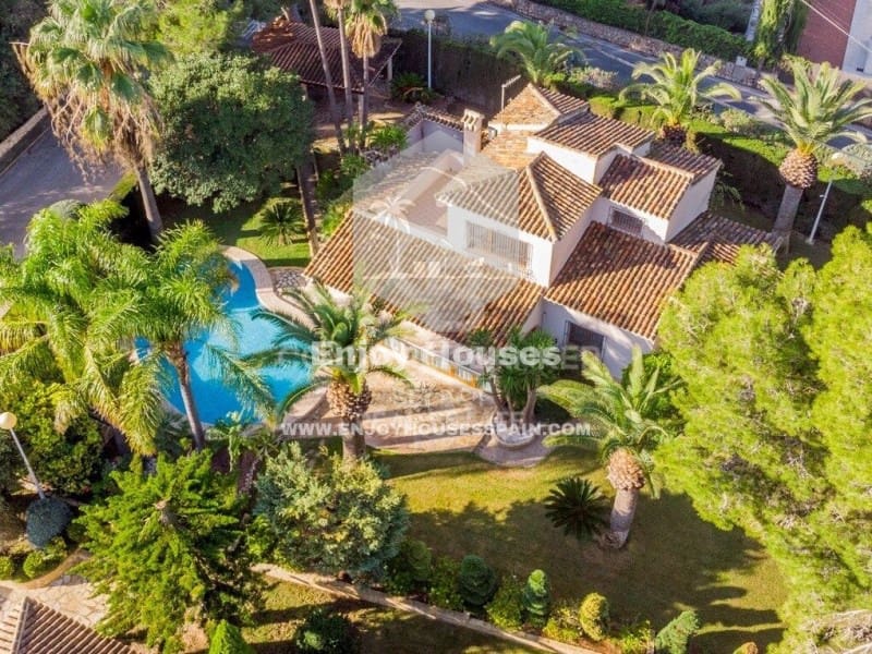3 slaapkamer Villa te koop in Javea / Xabia met zwembad - € 800.000 (Ref: 9535343)