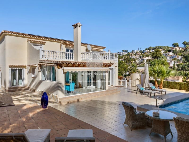 5 sypialnia Willa na sprzedaż w Benissa z basenem garażem - 795 000 € (Ref: 9536778)