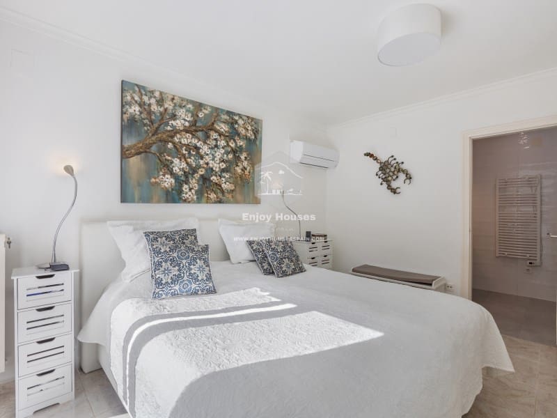 5 sypialnia Willa na sprzedaż w Benissa z basenem garażem - 795 000 € (Ref: 9536778)