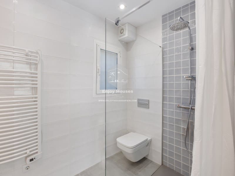 5 sypialnia Willa na sprzedaż w Benissa z basenem garażem - 795 000 € (Ref: 9536778)