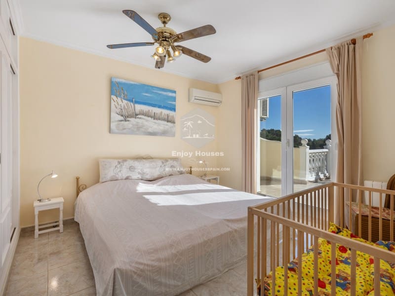 5 sypialnia Willa na sprzedaż w Benissa z basenem garażem - 795 000 € (Ref: 9536778)