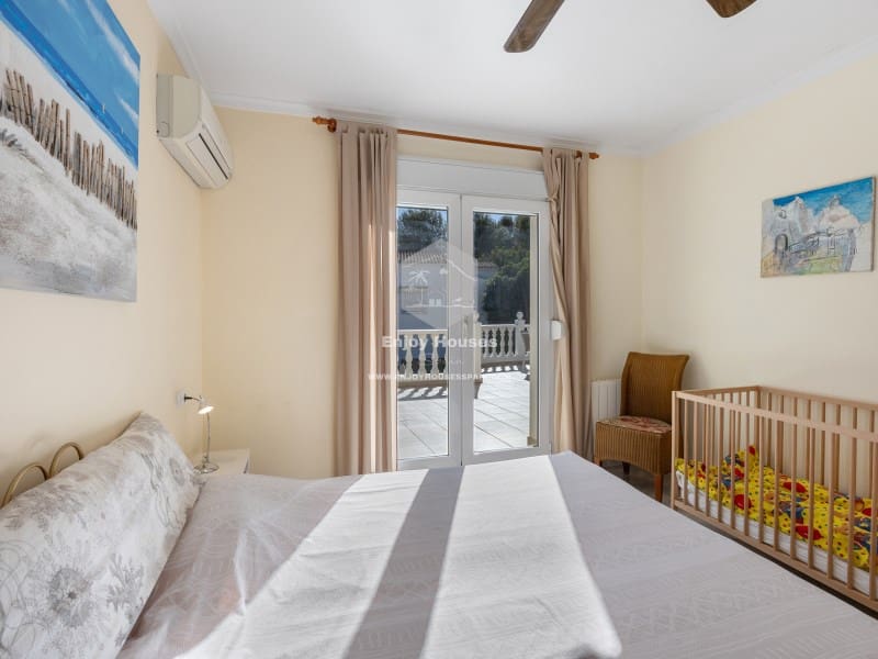 5 sypialnia Willa na sprzedaż w Benissa z basenem garażem - 795 000 € (Ref: 9536778)