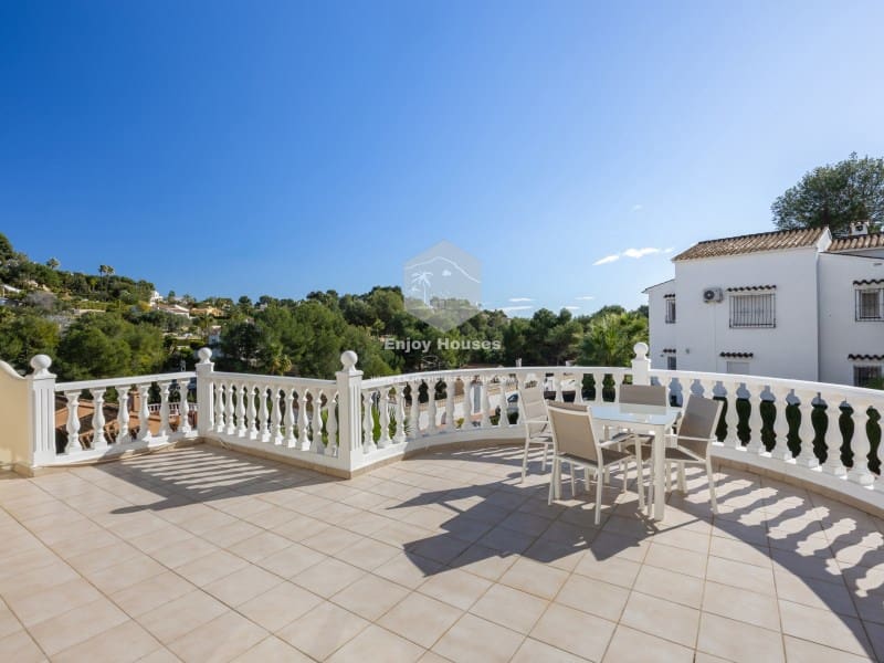 5 sypialnia Willa na sprzedaż w Benissa z basenem garażem - 795 000 € (Ref: 9536778)