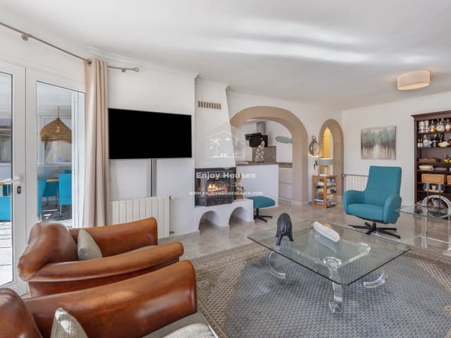 5 sypialnia Willa na sprzedaż w Benissa z basenem garażem - 795 000 € (Ref: 9536778)