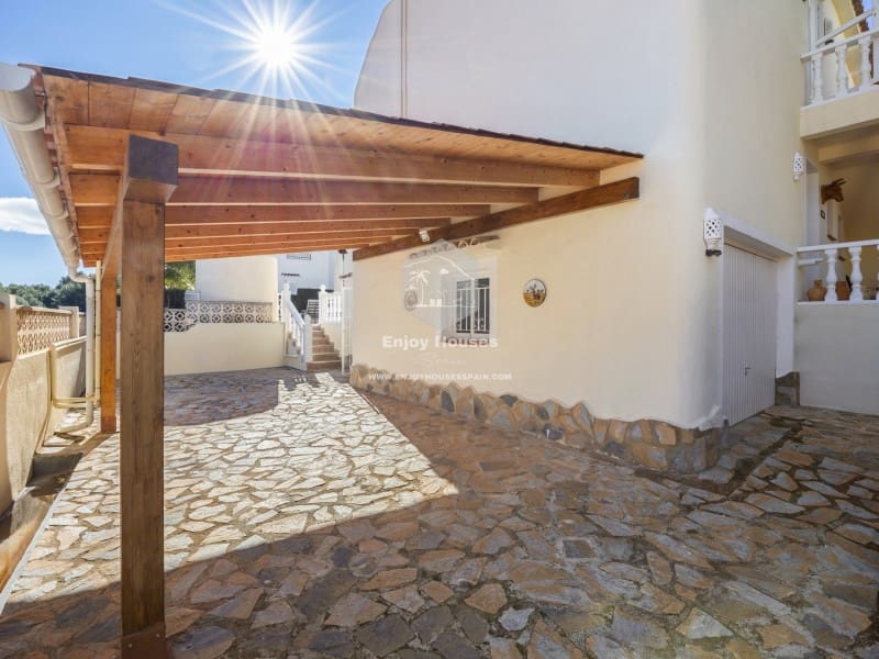 5 sypialnia Willa na sprzedaż w Benissa z basenem garażem - 795 000 € (Ref: 9536778)