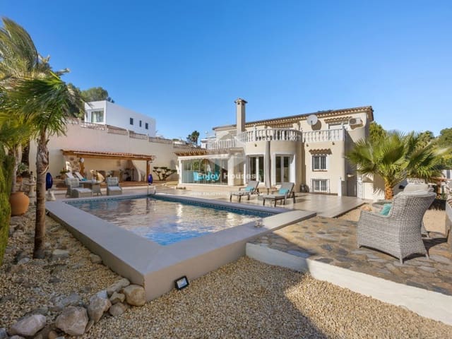 5 sypialnia Willa na sprzedaż w Benissa z basenem garażem - 795 000 € (Ref: 9536778)