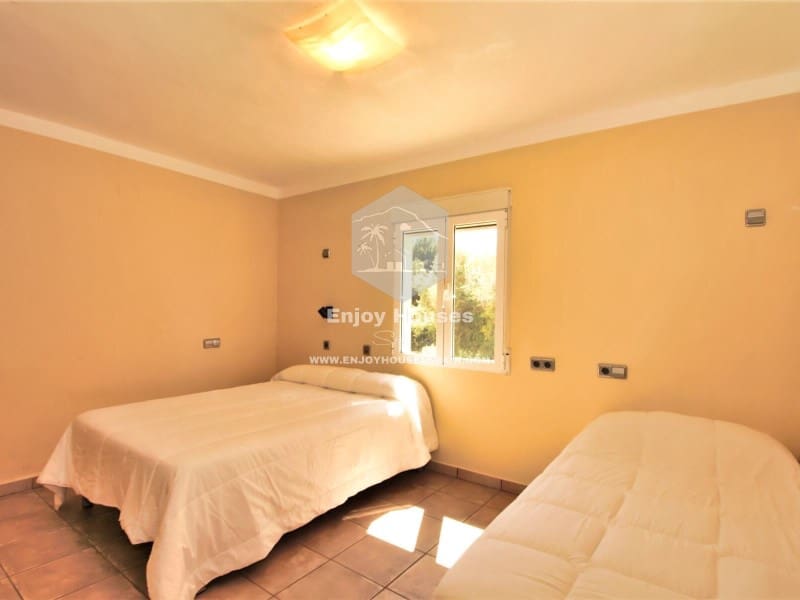 7 bedroom Villa for sale in Javea / Xabia with pool - € 1,600,000 (Ref: 9536779)