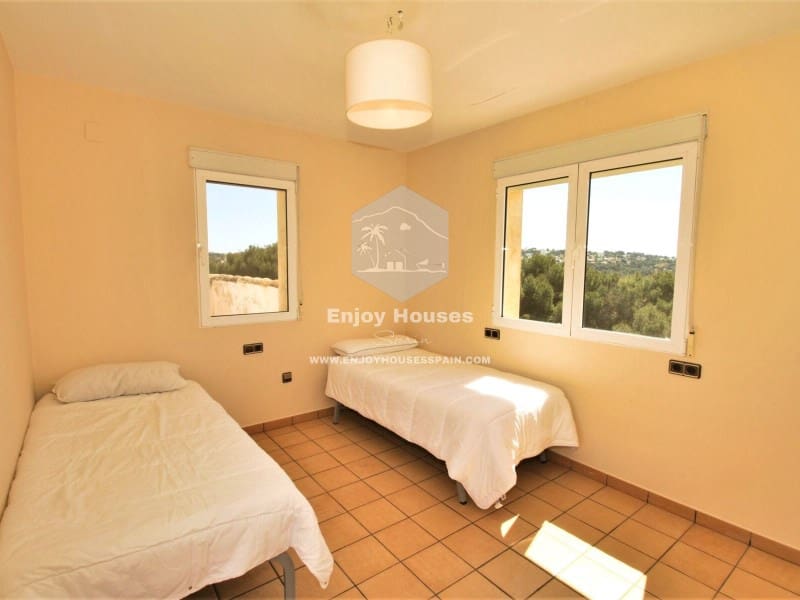 7 bedroom Villa for sale in Javea / Xabia with pool - € 1,600,000 (Ref: 9536779)