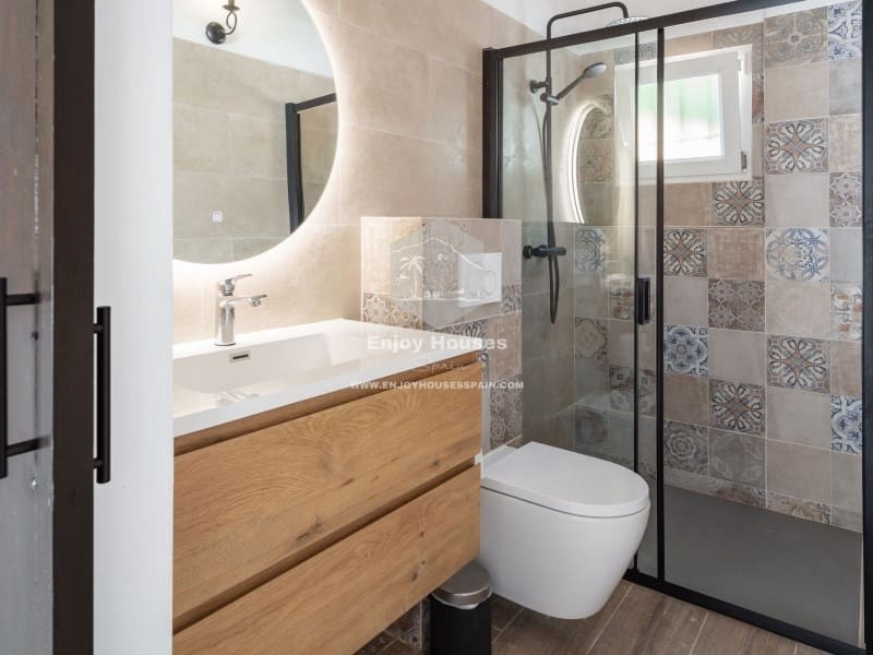 4 bedroom Villa for sale in Javea / Xabia - € 895,000 (Ref: 9537260)