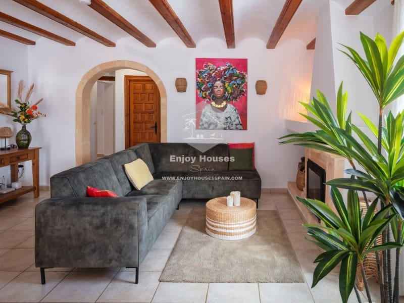 4 bedroom Villa for sale in Javea / Xabia - € 895,000 (Ref: 9537260)