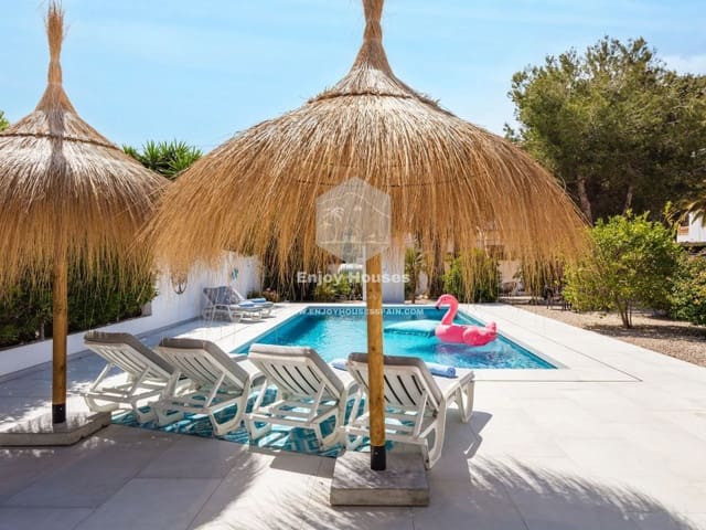 4 bedroom Villa for sale in La Granadella  - Costa Nova, Javea / Xàbia - € 895,000 (Ref: 9537260)