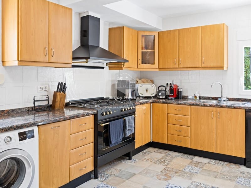 4 sypialnia Willa na sprzedaż w Javea / Xabia - 895 000 € (Ref: 9537260)