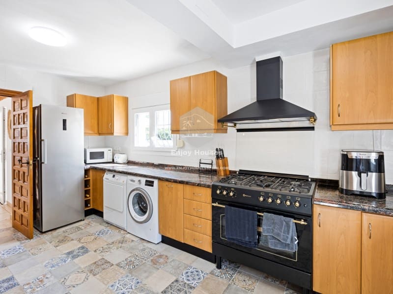 4 sypialnia Willa na sprzedaż w Javea / Xabia - 895 000 € (Ref: 9537260)