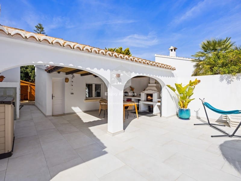 4 sypialnia Willa na sprzedaż w Javea / Xabia - 895 000 € (Ref: 9537260)