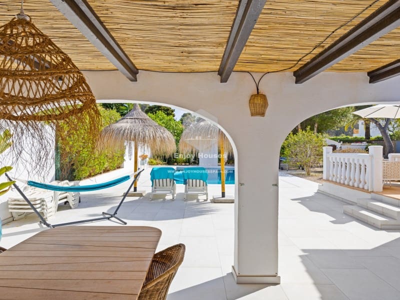 4 sypialnia Willa na sprzedaż w Javea / Xabia - 895 000 € (Ref: 9537260)