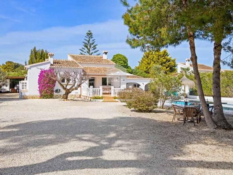 4 sypialnia Willa na sprzedaż w Javea / Xabia - 895 000 € (Ref: 9537260)