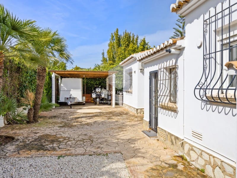 4 sypialnia Willa na sprzedaż w Javea / Xabia - 895 000 € (Ref: 9537260)