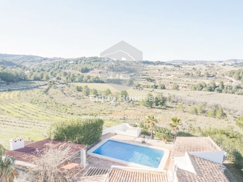 5 makuuhuone Huvila myytävänä paikassa Moraira mukana 
autotalli - 770 000 € (Ref: 9541072)