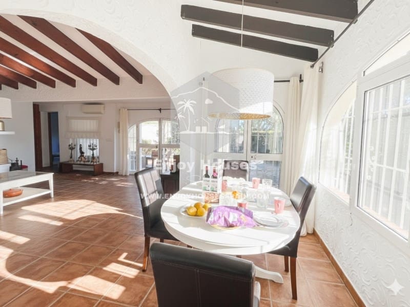 5 makuuhuone Huvila myytävänä paikassa Moraira mukana 
autotalli - 770 000 € (Ref: 9541072)