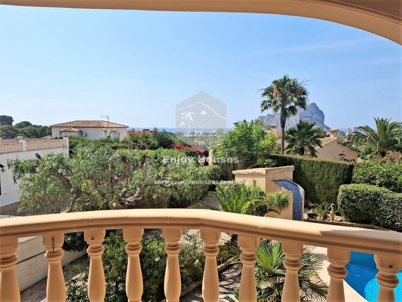3 soveværelse Villa til salg i Calpe / Calp med swimmingpool - € 650.000 (Ref: 9573659)