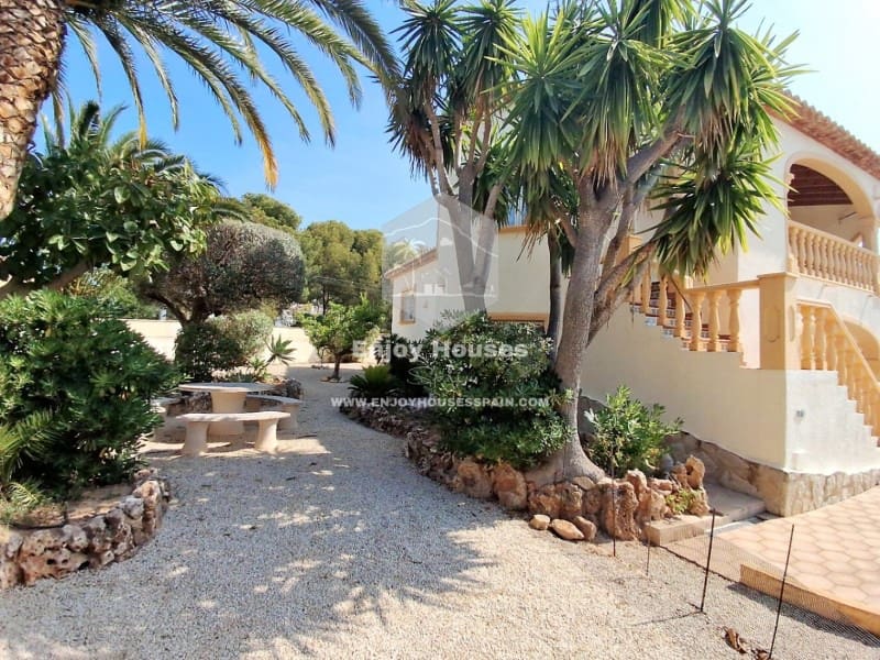3 soveværelse Villa til salg i Calpe / Calp med swimmingpool - € 650.000 (Ref: 9573659)