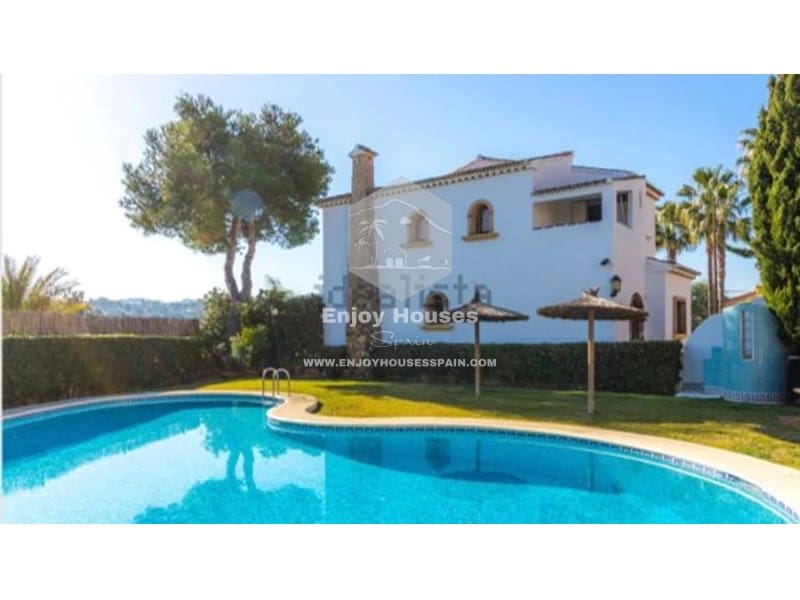 Casa de 3 habitaciones en Javea / Xàbia en venta - 649.000 € (Ref: 9575421)