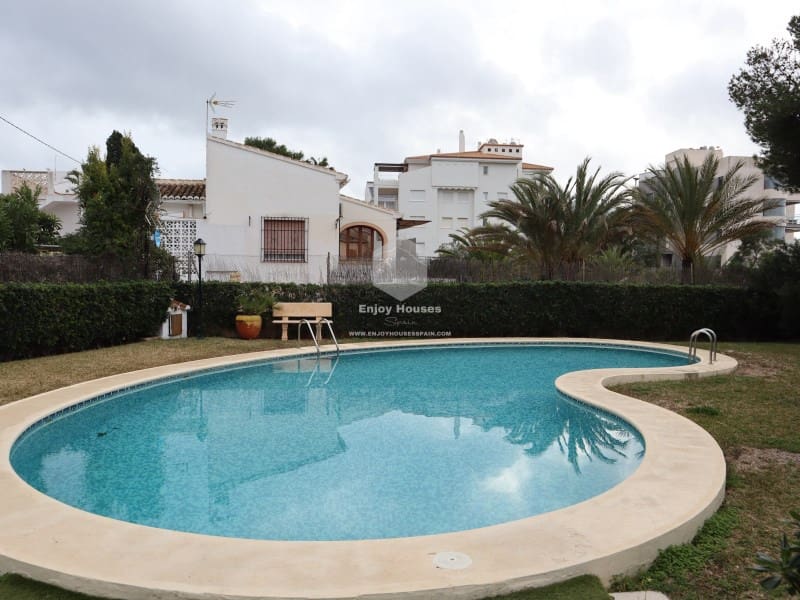 Casa de 3 habitaciones en Javea / Xàbia en venta - 649.000 € (Ref: 9575421)