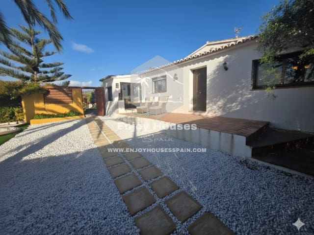 3 slaapkamer Villa te koop in Teulada Pueblo, Teulada-Moraira - € 530.000 (Ref: 9575422)