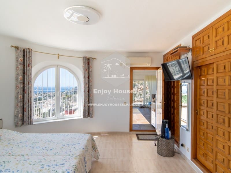 3 sovrum Villa till salu i Cumbre del Sol - 695 000 € (Ref: 9575423)