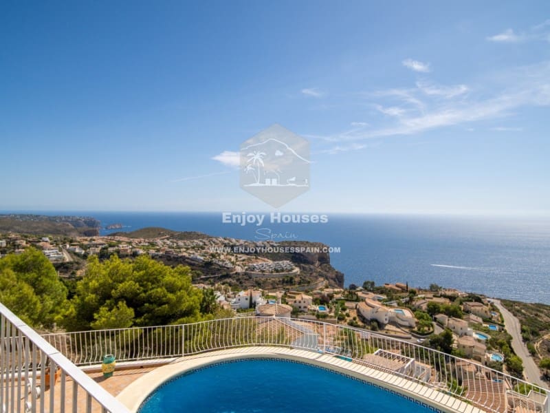 3 sovrum Villa till salu i Cumbre del Sol - 695 000 € (Ref: 9575423)