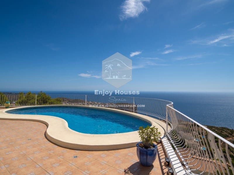 3 sovrum Villa till salu i Cumbre del Sol - 695 000 € (Ref: 9575423)