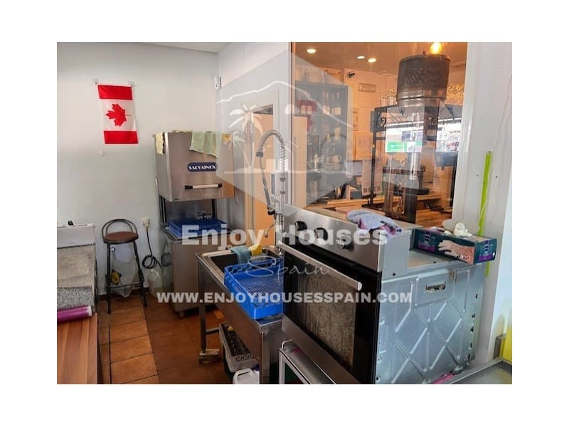 Restaurant/Bar for rent in Javea / Xabia - € 2,000 (Ref: 9608031)